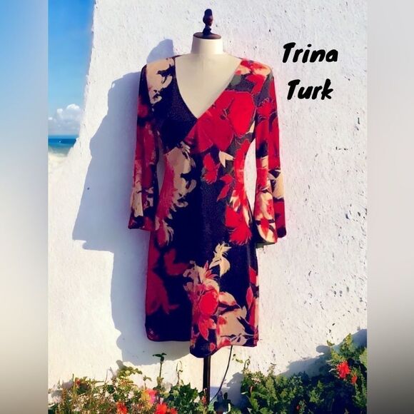 TRINA TURK NWT BRIGHT FLORAL BELL SLEEVES V NECK DRESS SIZE 6 - Picture 1 of 10